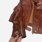 Jolie veste en cuir marron cintrée pour femme avec un cirage élégant
