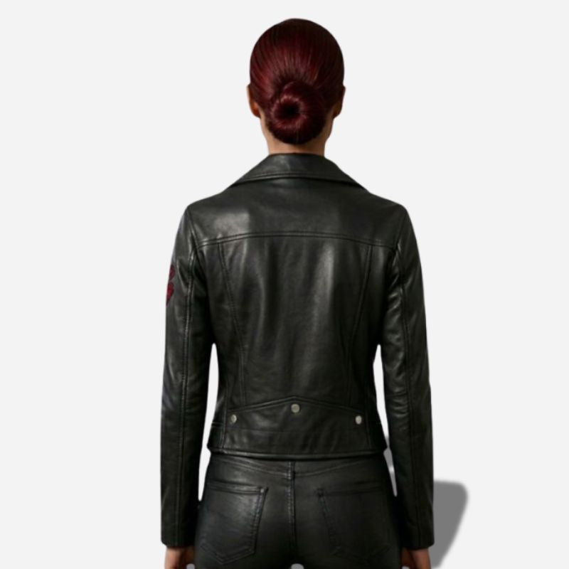 Veste en cuir noir veritable clouté pour femme